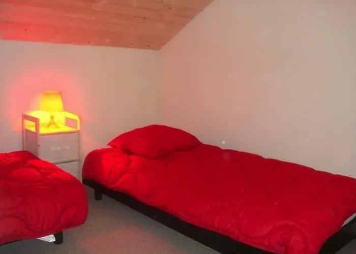 耐格斯度假屋 *